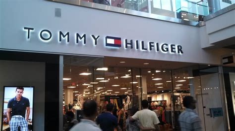 tommy hilfiger shop near me